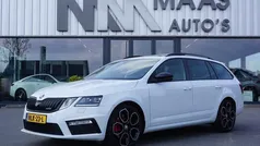 Wit Gebruikt 2017 Skoda Octavia RS Stationwagen | € 24.950 (Eerlijke prijs)