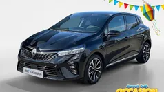 Noir étoilé gne (donker zwart) Gebruikt 2023 Renault Clio V Techno Hatchback | € 18.435 (Eerlijke prijs)