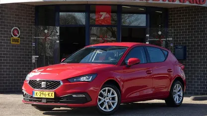 Rood Gebruikt 2021 Seat Leon Business Hatchback | € 12.885 (Goede deal)