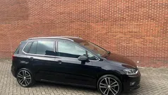 Zwart Gebruikt 2016 VW Golf Sportsvan Highline MPV | € 14.750 (Eerlijke prijs)