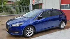 Blauw Gebruikt 2015 Ford Focus Hatchback | € 8.750 (Eerlijke prijs)