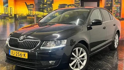 Occasion Skoda Octavia Business Line 180 PK (132 kW) 2015 Hatchback