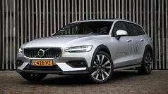Gebruikt 2021 Volvo V60 CC Pro Stationwagen | € 38.950 (Goede deal)