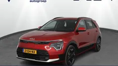 Rood Gebruikt 2024 Kia e-Niro Advance SUV | € 36.950 (Eerlijke prijs)