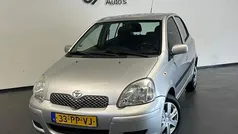 Grijs Gebruikt 2004 Toyota Yaris Sol Hatchback | € 2.450 (Eerlijke prijs)