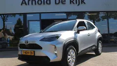 Grijs Gebruikt 2023 Toyota Yaris Cross Active SUV | € 24.950 (Eerlijke prijs)