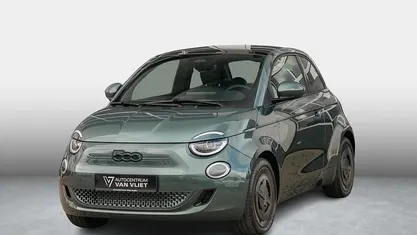 Occasion 2025 Fiat 500e Hatchback | € 30.990 (Eerlijke prijs)