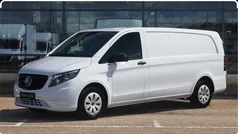 Wit Gebruikt 2023 Mercedes Vito MPV | € 33.945 (Eerlijke prijs)