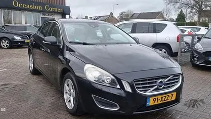Occasion Volvo S60 Summum 150 PK (110 kW) 2012 Zwart Sedan