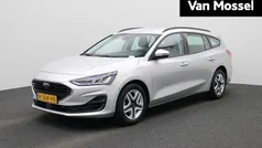 Grijs Gebruikt 2022 Ford Focus Stationwagen | € 17.945 (Eerlijke prijs)