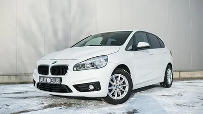 Wit Occasion 2016 BMW 220 Executive Stationwagen | € 13.990 (Goede deal)