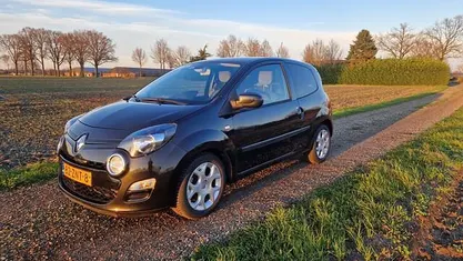 Zwart Occasion 2013 Renault Twingo Dynamique Hatchback | € 2.900 (Eerlijke prijs)