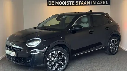 Suv Occasion 2024 Fiat 600 La Prima SUV | € 26.950 (Eerlijke prijs)