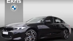 Zwart Gebruikt 2025 BMW 320 M Sport Sedan | € 43.900 (Eerlijke prijs)