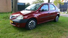 Rood Gebruikt 2006 Dacia Logan Lauréate Sedan | € 2.250 (Eerlijke prijs)