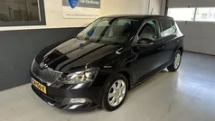 Zwart Gebruikt 2015 Skoda Fabia First Edition Hatchback | € 6.450 (Eerlijke prijs)