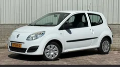 Gebruikt 2009 Renault Twingo Authentique Hatchback | € 1.000 (Goede deal)