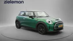 Gebruikt 2021 Mini Cooper Business Hatchback | € 16.840 (Goede deal)