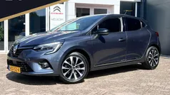 Grijs Gebruikt 2021 Renault Clio V Intens Hatchback | € 18.450 (Eerlijke prijs)