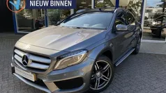 Grijs, metallic lak Gebruikt 2015 Mercedes GLA200 Prestige SUV | € 16.950 (Goede deal)
