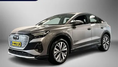 Grijs Gebruikt 2022 Audi Q4 e-tron Advanced SUV | € 27.995 (Goede deal)