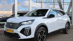 Wit Gebruikt 2024 Peugeot 2008 Allure SUV | € 25.789 (Eerlijke prijs)