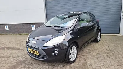Zwart Gebruikt 2009 Ford Ka Titanium Hatchback | € 2.450 (Eerlijke prijs)