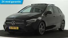 Zwart Gebruikt 2024 Mercedes B200 AMG line MPV | € 44.950 (Eerlijke prijs)