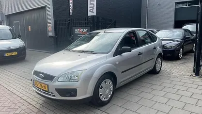 Occasion Ford Focus Trend 80 PK (58 kW) 2005 Hatchback