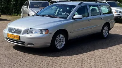 Occasion Volvo V70 Kinetic 141 PK (103 kW) 2004 Stationwagen