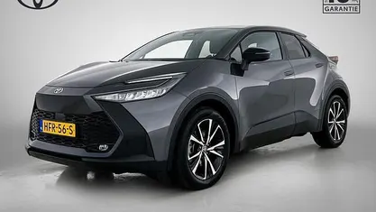 Occasion 2025 Toyota C-HR SUV | € 36.445 (Super prijs)