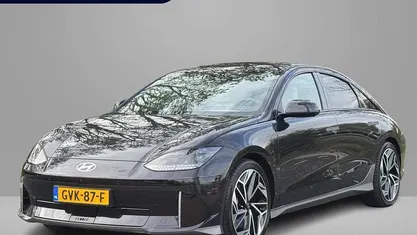 Biophilic blue pearl (xb9) Occasion 2024 Hyundai Ioniq 6 Premium Sedan | € 35.990 (Eerlijke prijs)