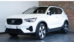 Wit Gebruikt 2022 Volvo XC40 Plus SUV | € 42.950 (Eerlijke prijs)