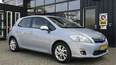 Blauw Gebruikt 2011 Toyota Auris Hatchback | € 7.999 (Goede deal)