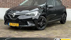 Zwart Gebruikt 2021 Renault Clio V Zen Hatchback | € 12.995 (Eerlijke prijs)