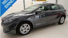 Grijs Gebruikt 2022 Kia Ceed Hatchback | € 18.950 (Eerlijke prijs)