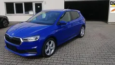 Blauw Gebruikt 2022 Skoda Fabia Ambition Hatchback | € 16.445 (Eerlijke prijs)