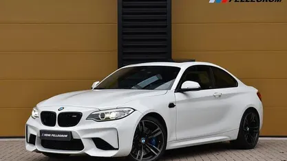 Wit Occasion 2017 BMW M2 Shadowline Coupé | € 39.950 (Eerlijke prijs)