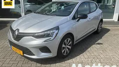 Gebruikt 2022 Renault Clio V Equilibre Hatchback | € 13.495 (Eerlijke prijs)