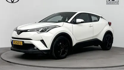 Wit Gebruikt 2017 Toyota C-HR SUV | € 16.950 (Eerlijke prijs)