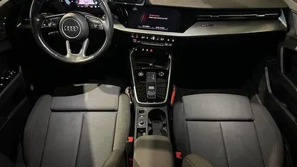 Occasion Audi A3 Comfort 110 PK (80 kW) 2022 Zwart Sedan