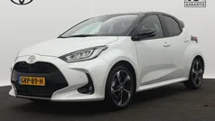 Wit Gebruikt 2023 Toyota Yaris Hybrid Edition Hatchback | € 31.945 (Eerlijke prijs)