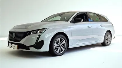 Wit Gebruikt 2024 Peugeot 308 SW Business-Line Stationwagen | € 27.440 (Eerlijke prijs)