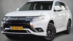 Wit Gebruikt 2019 Mitsubishi Outlander P-HEV SUV | € 19.450 (Eerlijke prijs)