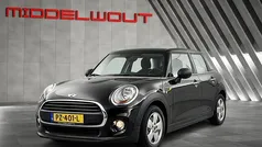 Gebruikt 2017 Mini ONE Business Hatchback | € 15.950 (Eerlijke prijs)