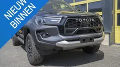 Gebruikt 2024 Toyota HiLux Sport Pickup | € 54.995 (Eerlijke prijs)