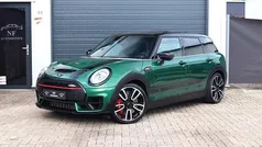 Groen, metallic lak Gebruikt 2020 Mini John Cooper Works Clubman Stationwagen | € 31.950 (Goede deal)