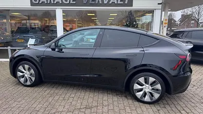 Zwart Gebruikt 2022 Tesla Model Y Long Range AWD SUV | € 33.950 (Eerlijke prijs)