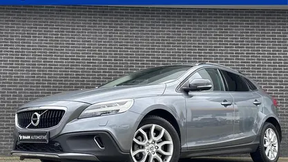 Occasion Volvo V40 Summum 154 PK (113 kW) 2017 Hatchback