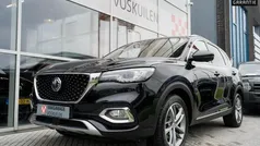 Zwart, metallic lak Gebruikt 2022 MG EHS Luxury SUV | € 22.950 (Eerlijke prijs)